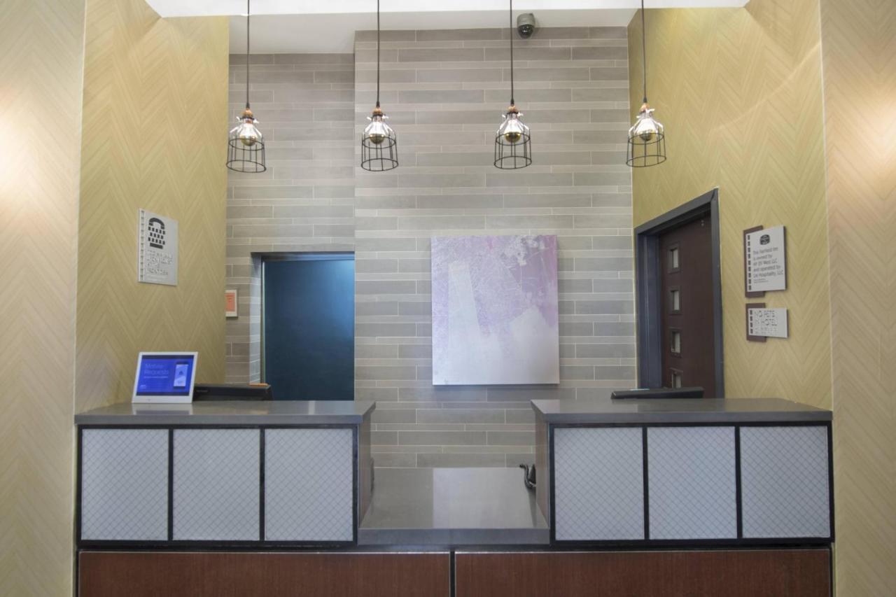Fairfield Inn & Suites By Marriott New York Manhattan/Fifth Avenue Exterior photo