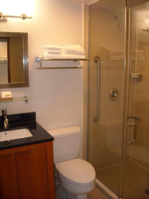 Fairfield Inn & Suites By Marriott New York Manhattan/Fifth Avenue Exterior photo