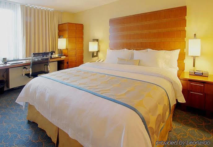Fairfield Inn & Suites By Marriott New York Manhattan/Fifth Avenue Exterior photo